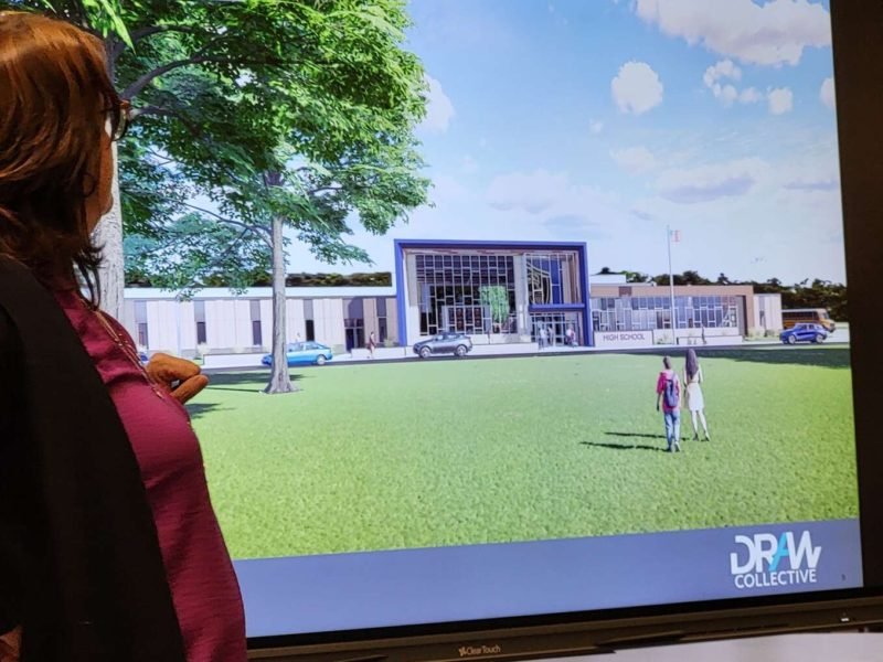 Cassi Presenting to Knock